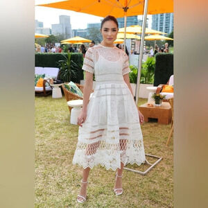 Alexis Alanna Short-Sleeve Lace Midi Dress, White in size XS